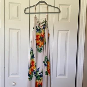 Tropical Print Maxi Dress